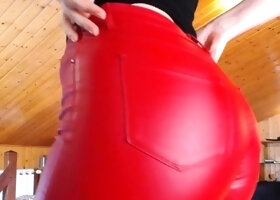 Big boobs milf masturbating