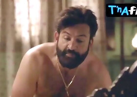 Nikhita Chopra Sexy Scene  in Khul Ja Sim Sim