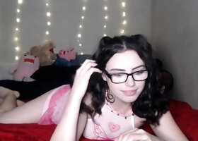 Homemade amateur webcam babe masturbating
