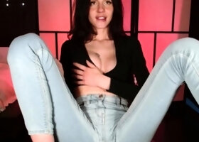 Amateur Webcam Teen Masturbating