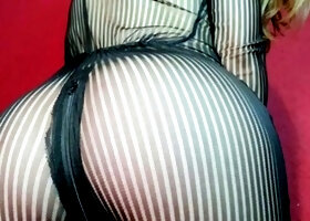 amateur vip ass flashing boobs on live webcam