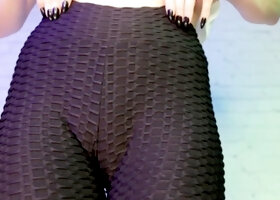 amateur vip ass masturbating on live webcam