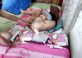 Viral! Hijab-wearing aunts love the fantasy of fisting using hands and other objects.