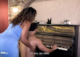 BBW piano teacher removes condom from her student - Max Betancur &